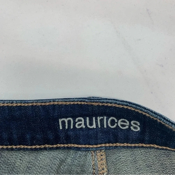 Maurice Boyfriend Denim Shorts Woman 6  Distress Blue Mid Rise Beach Vacation - Picture 9 of 10